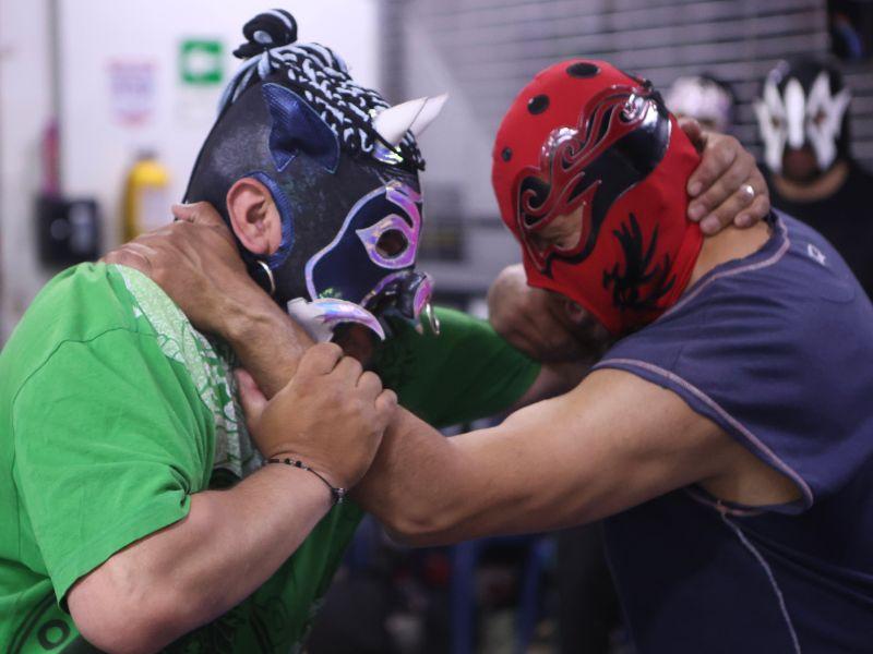 Guerreros enmascarados